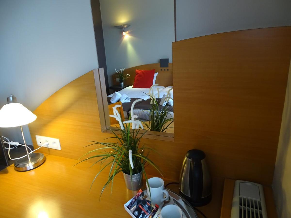 Sleep & Go Brussels Expo Hotel Wemmel Dış mekan fotoğraf